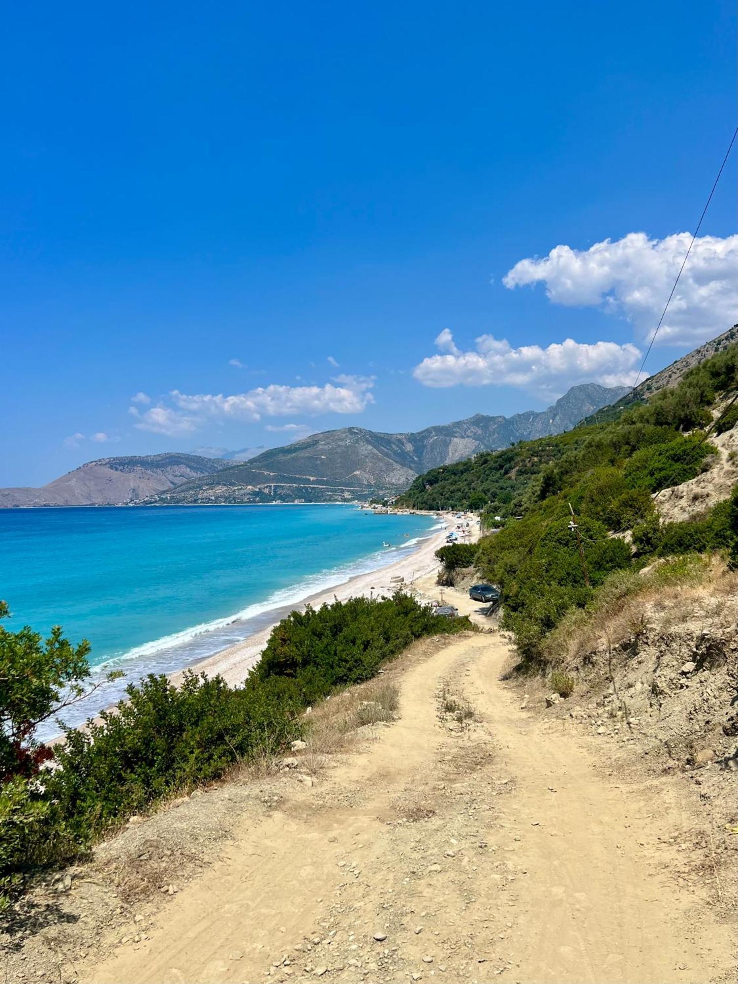 Villa Kate Borsh Bagian luar foto